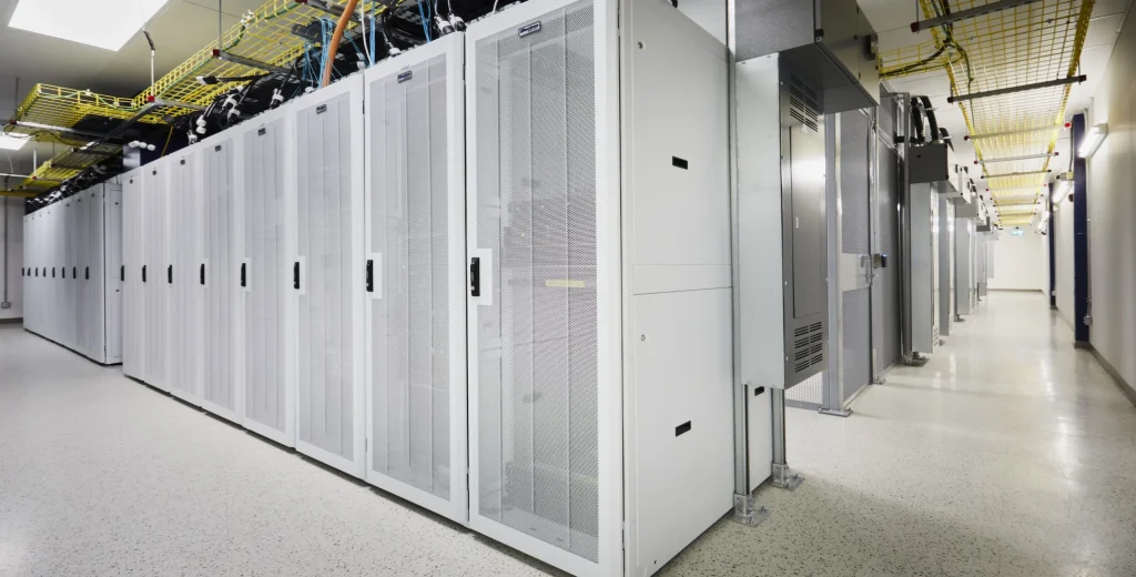 انواع خدمات پشتیبانی دیتا سنتر