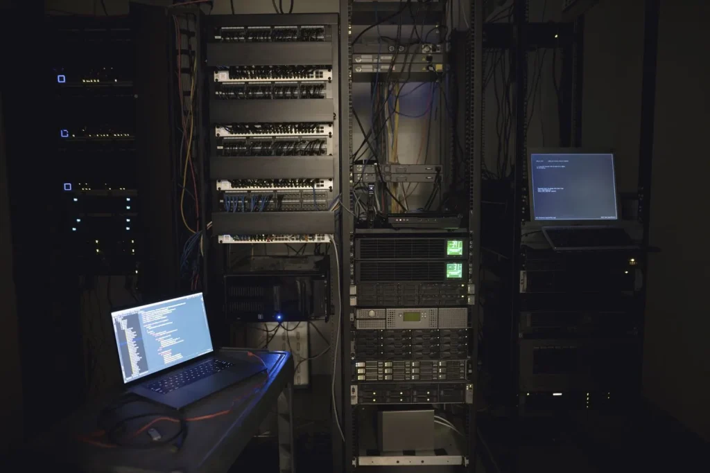 چرا پروتکل های مسیریابی اهمیت دارند؟